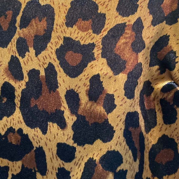 Sloanes & Sadie Leopard print sleeveless top size L - Picture 3 of 6